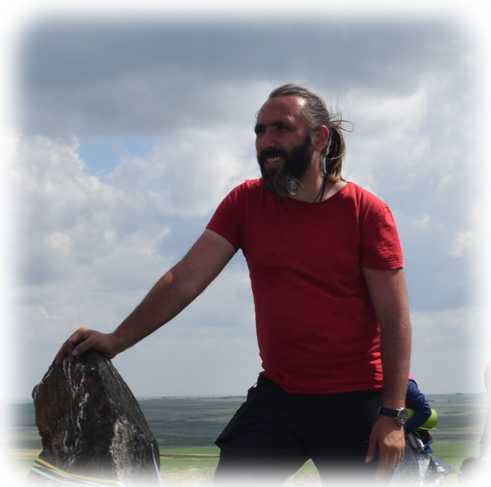 Юрий Исламов тренер НЛП НЛП в Москве тренер ведущий Юрий Исламов
